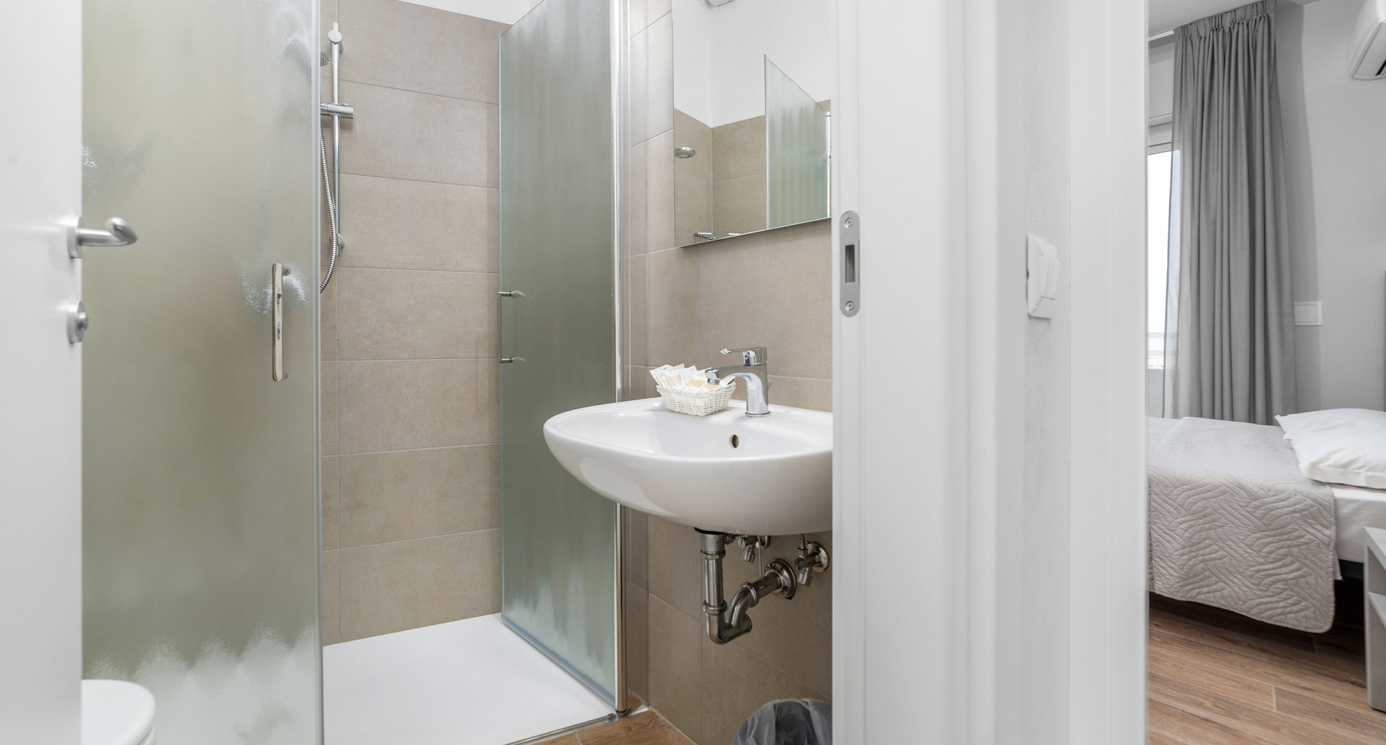 media.Slide-FamilyComunicanteMare6CFH