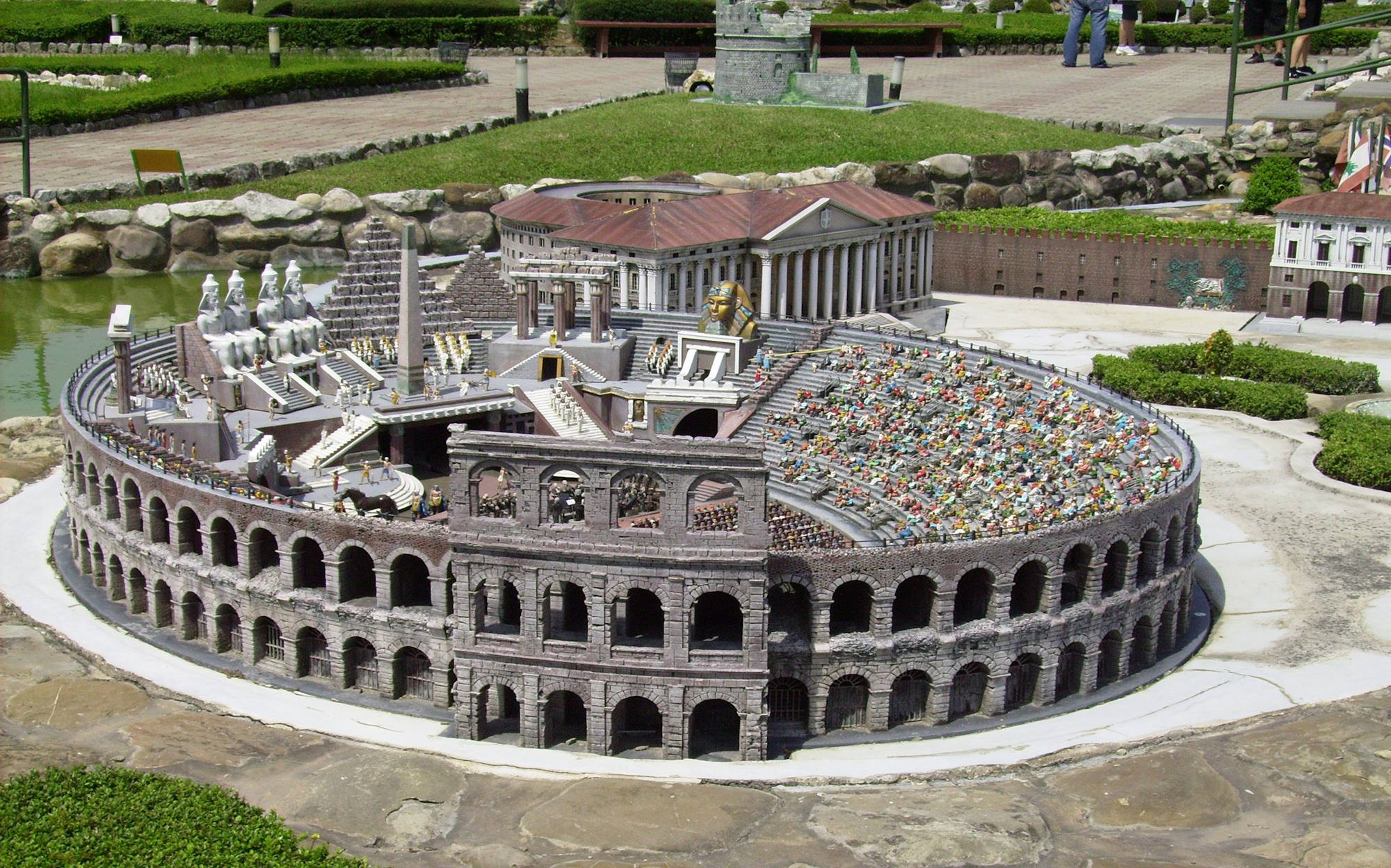 media.Arena-di-Verona-al-parco-tematico-Italia-in-Miniatura-ingressi-gratuiti-per-tutta-la-famiglia-in-vacanza-al-Club-Family-Hotel-Milano-Marittima-Village