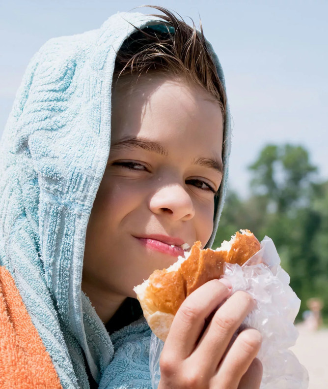 media.Slide-Angolo-ghiottone-CFH-Village-Milano-Marittima