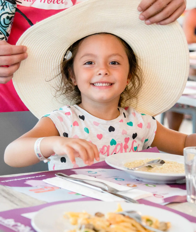 media.Slide-Ristorante-CFH-Village-Milano-Marittima