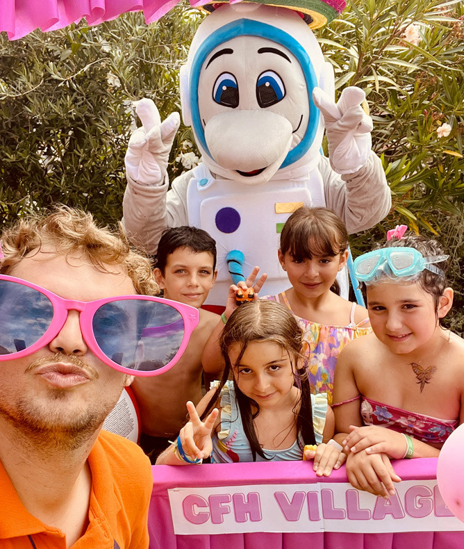 media.Gallery_Animazione5_-CFHVillageMilanoMarittima