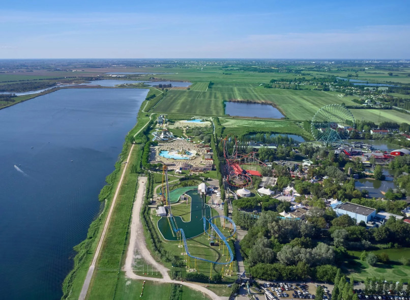 media.Slide-Mirabilandia-CFH-Milano-Marittima-Village