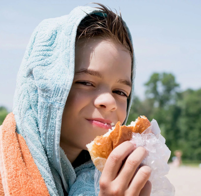 media.Slide-Angolo-ghiottone-CFH-Village-Milano-Marittima